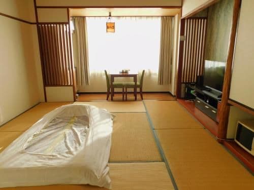 Japanese-Style Room