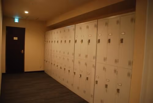Capsule Room