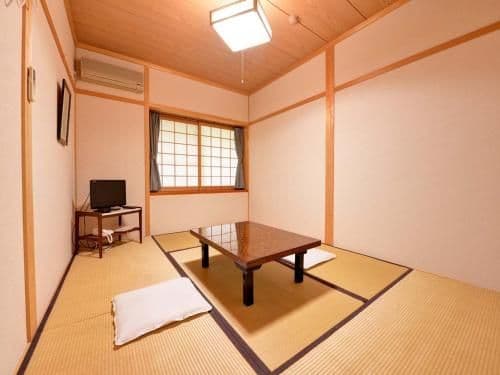 Japanese-Style Twin Room with Shared Bathroom