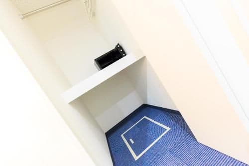 Apartment with Shower