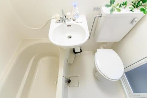 Apartment with Shower