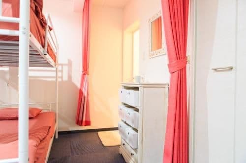Apartment with Shower