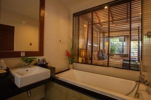 Pool Suite