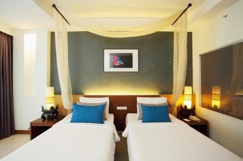 Superior Double or Twin Room with Pool Access