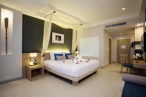 Superior Double or Twin Room with Pool Access