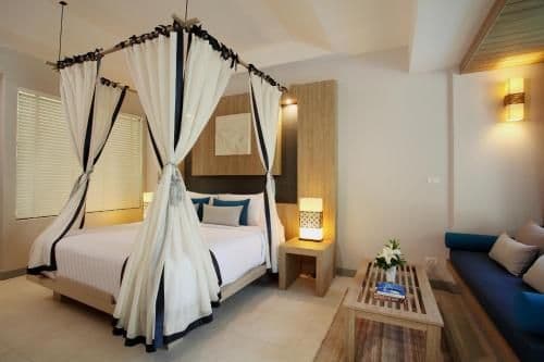 Deluxe Double or Twin Room with Pool Access