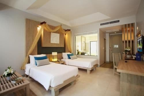 Deluxe Double or Twin Room with Pool Access