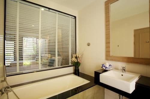 Deluxe Double or Twin Room with Pool Access