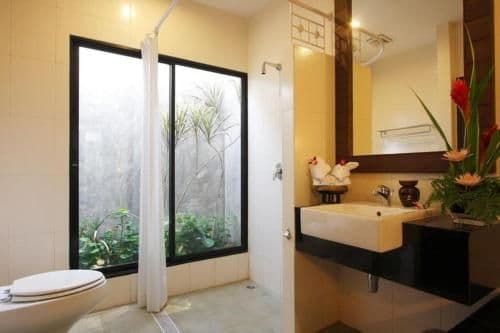 Deluxe Double or Twin Room with Pool Access
