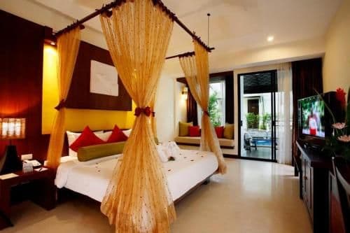 Deluxe Double or Twin Room with Pool Access