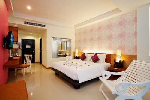 Superior Double or Twin Room with Pool Access