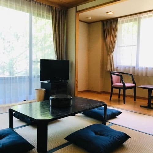 Japanese-Style Corner Room