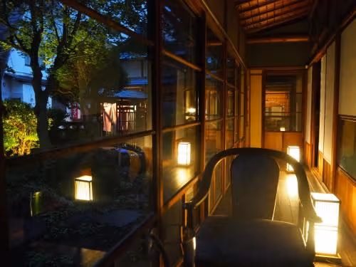 Japanese-Style Room