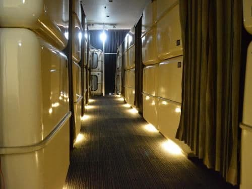 Capsule Room for Male - Check in at 22:00 / Check out at 20:00 - Lower Level