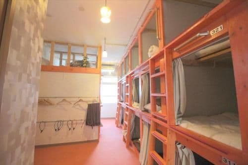Capsule Room for Female