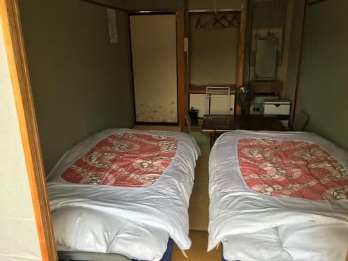 Japanese-Style Economy Room