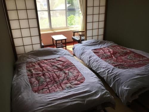 Japanese-Style Economy Room