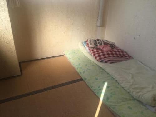 Japanese-Style Single Room with Shared Bathroom