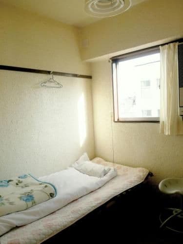 Single Room with Shared Bathroom