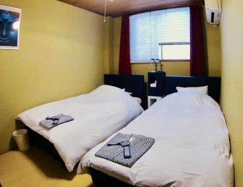 Twin Room with Private External Bathroom