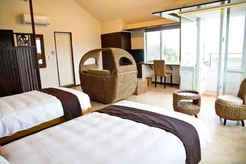 Standard Room with Mountain View