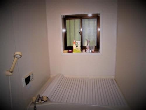 Three-Bedroom Townhouse