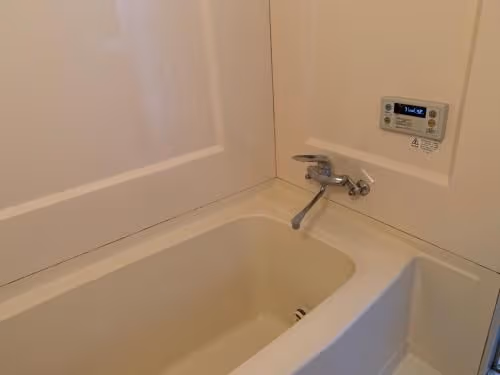 Economy Triple Room with Shared Bathroom
