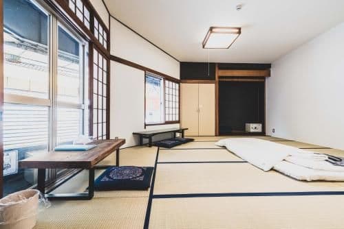 Quadruple Room with Shared Bathroom