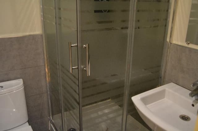 APARTMENT CAPACITY 8