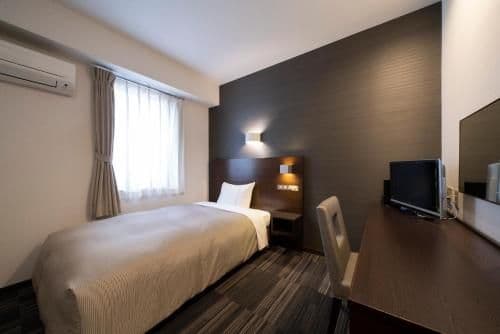 Single Room - Non-Smoking