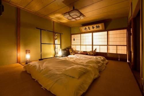 Quadruple Room with Shared Bathroom