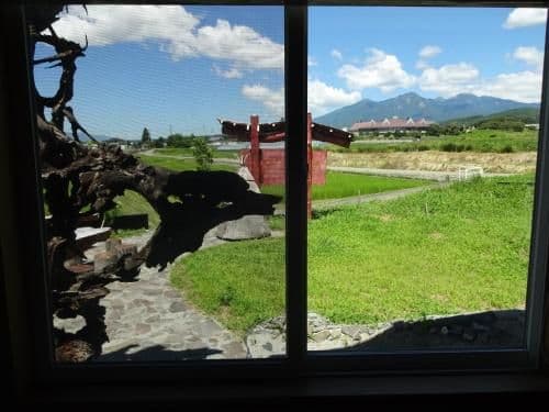 Family Room with Mountain View
