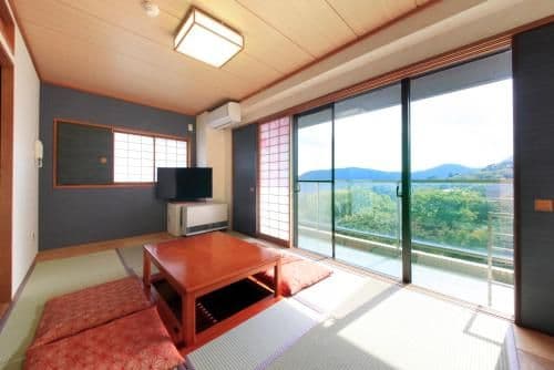 Japanese-Style Room