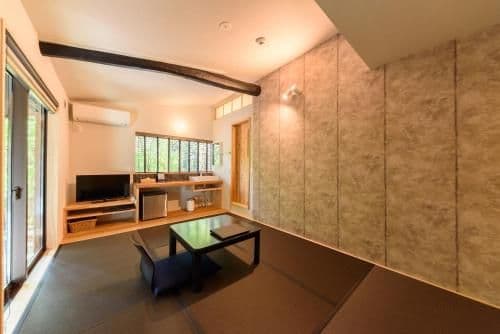Japanese Room with Semi Open-Air Bath - Sumi