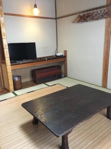 Quadruple Room with Shared Bathroom