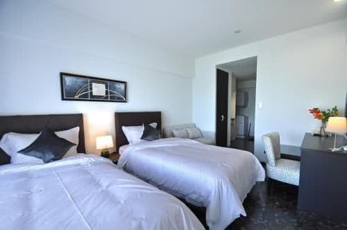 Deluxe Twin Room with Sofa Bed - High Floor