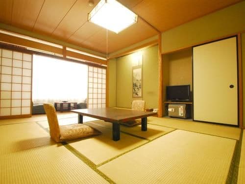 Japanese-Style Quadruple Room