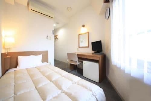 Standard Single Room - Non-Smoking
