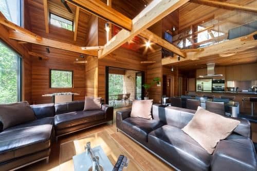 Phoenix One - Four Bedroom Chalet (10 Adults)