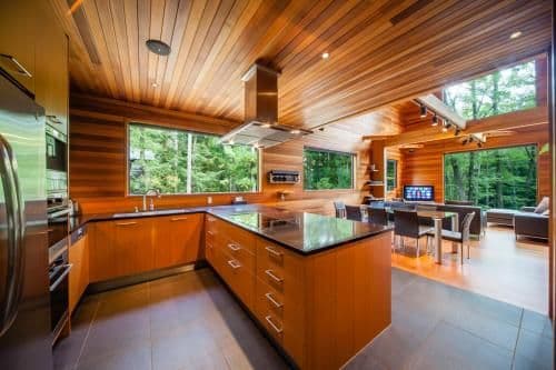 Phoenix One - Four Bedroom Chalet (10 Adults)