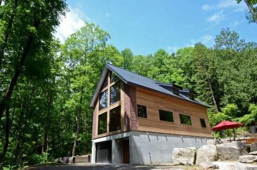 Phoenix One - Four Bedroom Chalet (10 Adults)