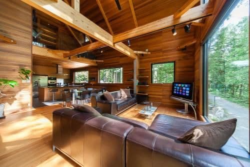 Phoenix One - Four Bedroom Chalet (10 Adults)
