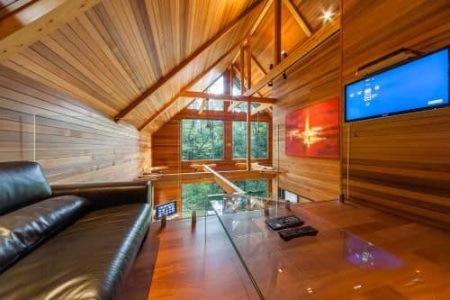 Phoenix One - Four Bedroom Chalet (10 Adults)