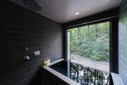 Phoenix One - Four Bedroom Chalet (10 Adults)