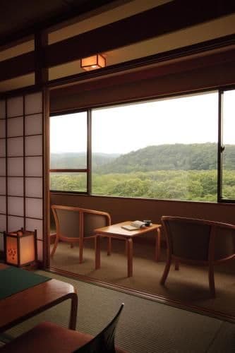 Superior Japanese-Style Room
