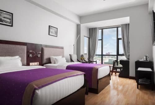 Signature Twin Room