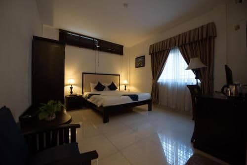 Superior King Room