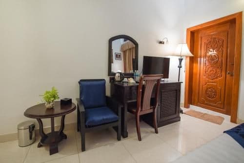 Superior King Room