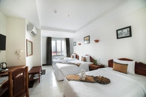 Deluxe Triple Room with City View