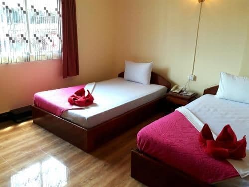 Twin Room with Air-Conditioning